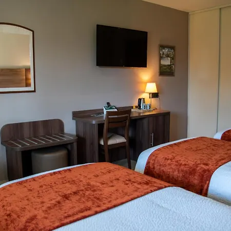 Hotel Logis Des Sources 2*
