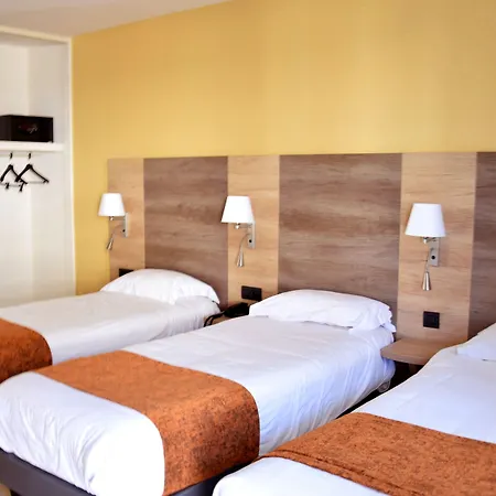 Hotel Logis Des Sources 2*