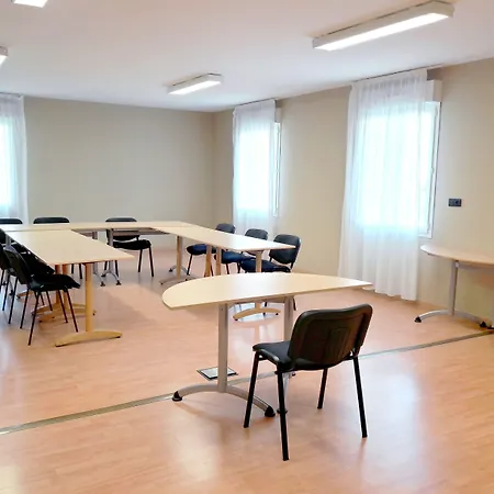 Logis Des Sources Hotel Creney-pres-Troyes