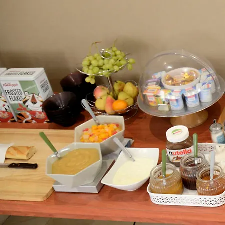 Logis Des Sources 호텔 2*