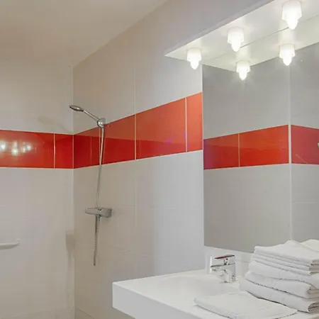 Hotel Logis Des Sources Creney-pres-Troyes