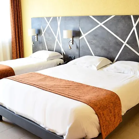 호텔 Logis Des Sources 크레네이프레트로이에스