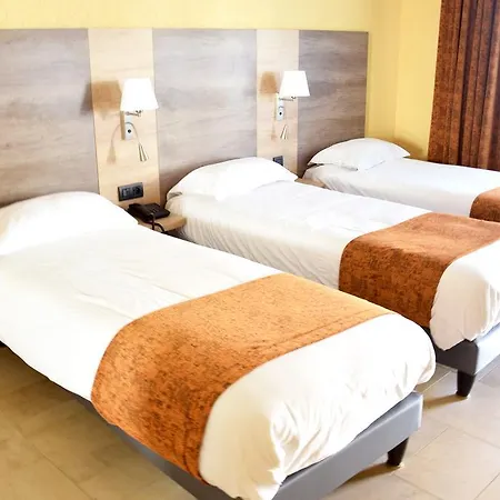 호텔 Logis Des Sources 2*