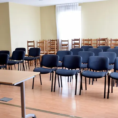 호텔 Logis Des Sources 2*