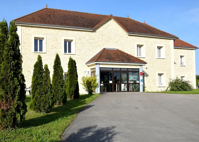 Hotel Logis Des Sources 2*