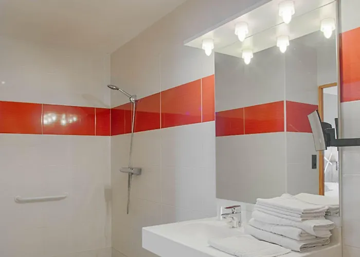 Hotel Logis Des Sources Créney-près-Troyes