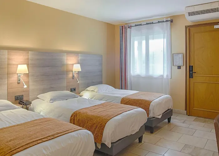 Logis Des Sources Hotel