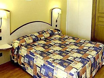 Logis Des Sources 2*