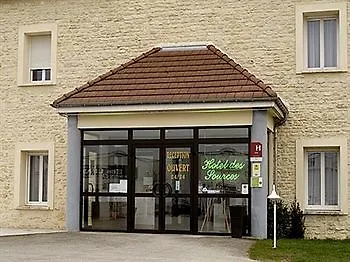 Logis Des Sources Hotel