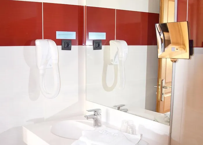 Hotel Logis Des Sources